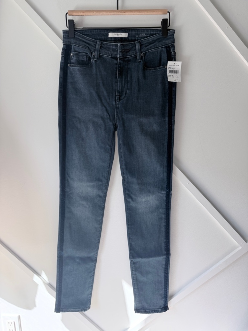 Fidelity Cher High Rise Slim Straight Jeans NWT | 26 | Missing Fly Button
